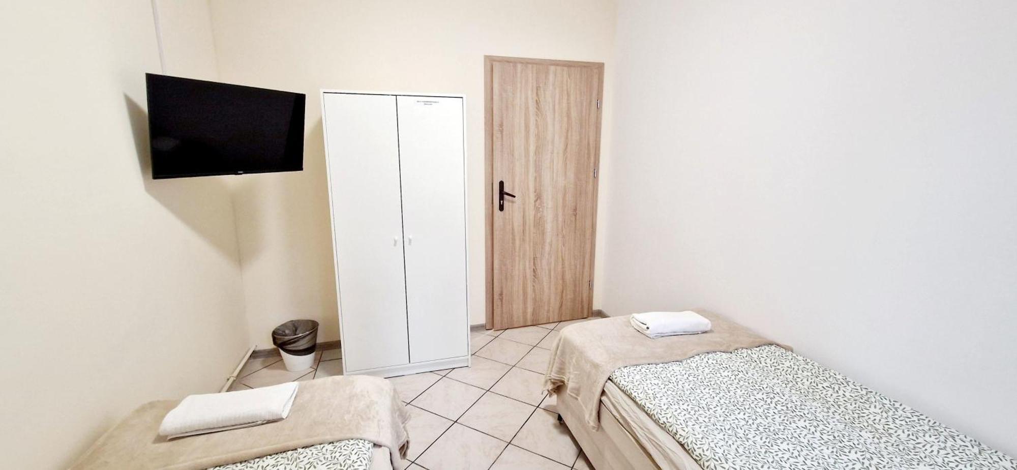 Hostel Milicka Wrocław Extérieur photo